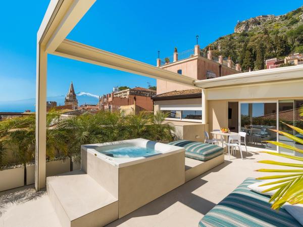 Taormina Infinity Suites : photo 7 de la chambre suite avec terrasse