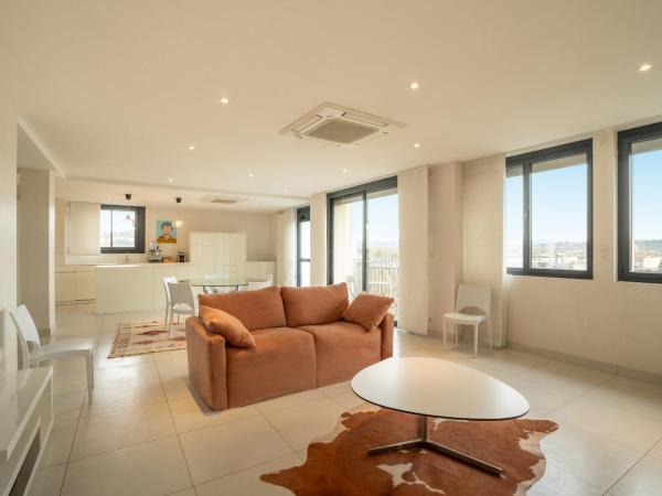 Best Western Hotel Le Quercy : photo 10 de la chambre appartement 2 chambres lit queen-size