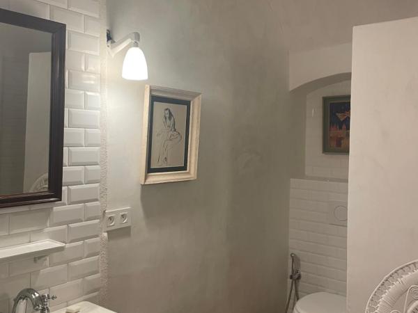 Domaine du Couvent de Saint Julien : photo 7 de la chambre chambre double avec salle de bains privative