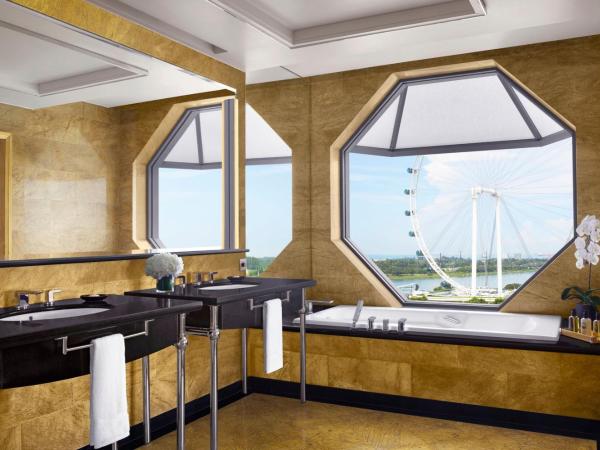 The Ritz-Carlton, Millenia Singapore : photo 4 de la chambre club premier suite, 1 king bed, marina bay view