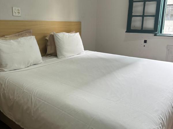 Hotel Internacional São Paulo : photo 3 de la chambre chambre double avec lit double