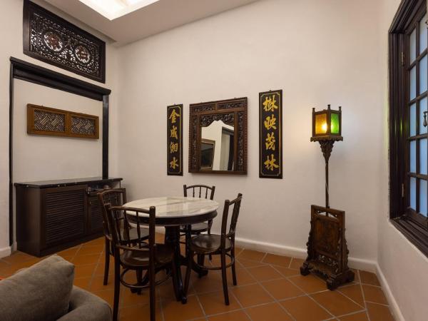 Hotel Puri Melaka : photo 4 de la chambre suite lit king-size