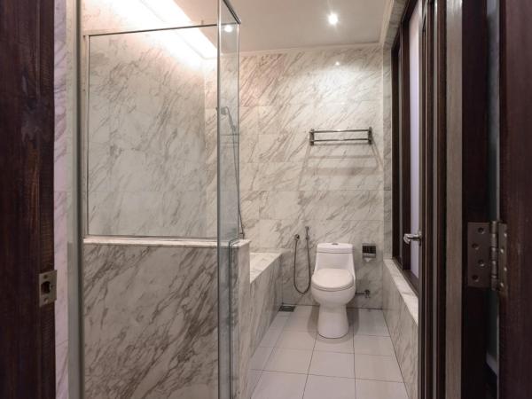 Hotel Puri Melaka : photo 5 de la chambre suite lit king-size