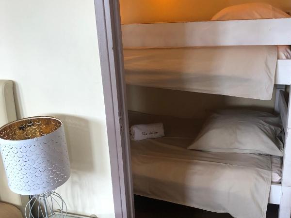 Villa Antoline : photo 6 de la chambre suite familiale