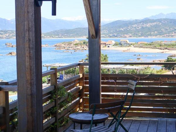 Villa Kirssis : photo 2 de la chambre chambre double deluxe avec balcon - vue sur mer