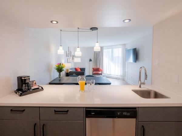 Les Suites Hotel : photo 3 de la chambre suite familiale moderne 2 chambres