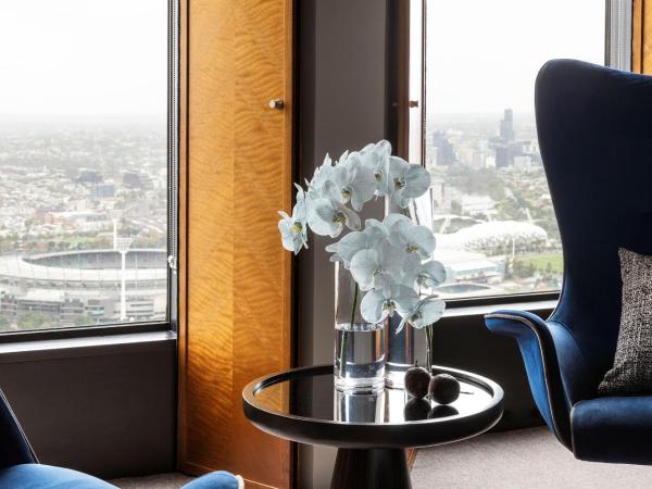Sofitel Melbourne On Collins : photo 3 de la chambre chambre lit king-size de luxe - vue sur parc.