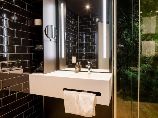 Rioca Stuttgart Posto 6 : photo 2 de la chambre chambre double