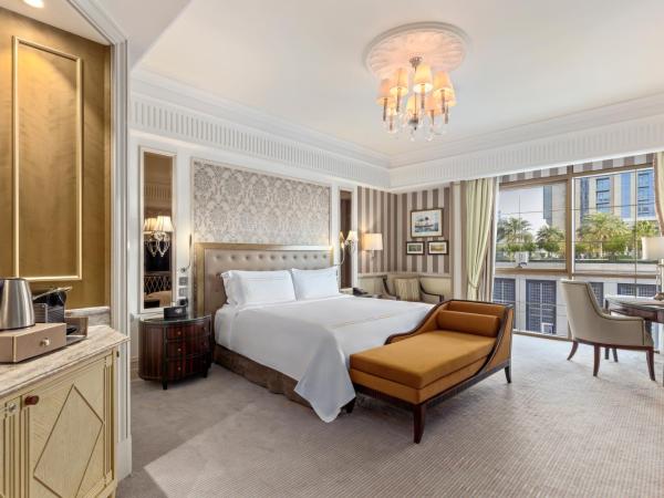 Al Habtoor Palace - Preferred Hotels & Resorts : photo 1 de la chambre chambre lit king-size deluxe