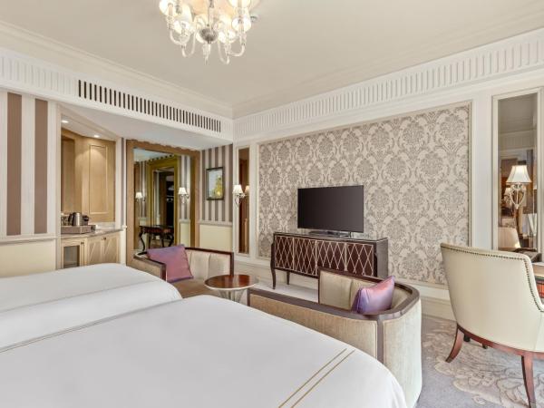 Al Habtoor Palace - Preferred Hotels & Resorts : photo 1 de la chambre chambre deluxe avec 2 lits doubles