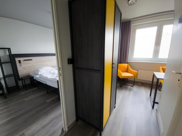 a&o Berlin Mitte : photo 7 de la chambre chambre lits jumeaux plus