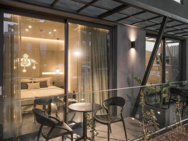 Lavris City Suites : photo 5 de la chambre suite avec terrasse 