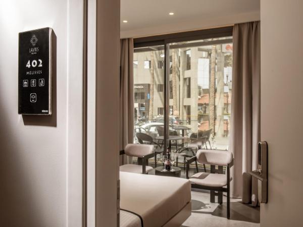 Lavris City Suites : photo 3 de la chambre suite avec terrasse 