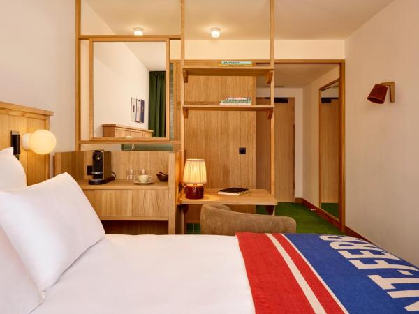 Grand Mess Clermont-Ferrand : photo 3 de la chambre chambre double supérieure