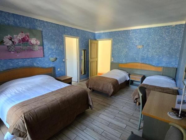 Auberge les Aromes : photo 6 de la chambre chambre familiale (4 adultes) 