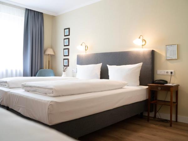 Hotel Altmünchen by Blattl : photo 5 de la chambre chambre triple classique