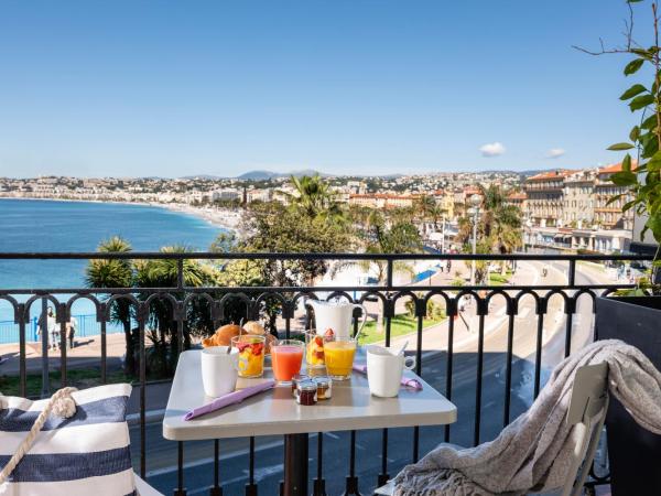 Hotel Suisse : photo 1 de la chambre chambre double supérieure - vue sur mer