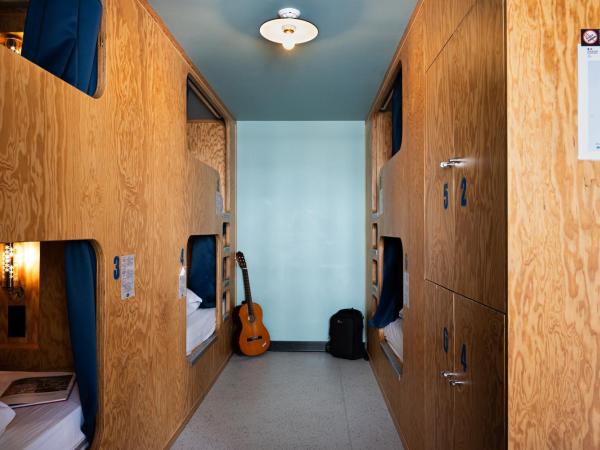 Eklo Bordeaux Centre Bastide : photo 2 de la chambre lit dans dortoir pour hommes de 6 ou 8 lits - sans climatisation