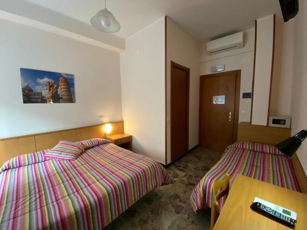 Hotel San Marco : photo 2 de la chambre chambre triple