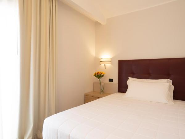 Hotel Ostuni : photo 4 de la chambre chambre triple confort