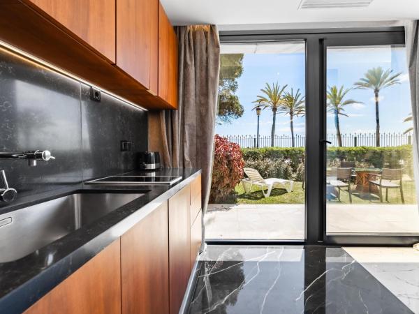 Puerto Banús Beach Apartments : photo 5 de la chambre appartement - vue sur mer