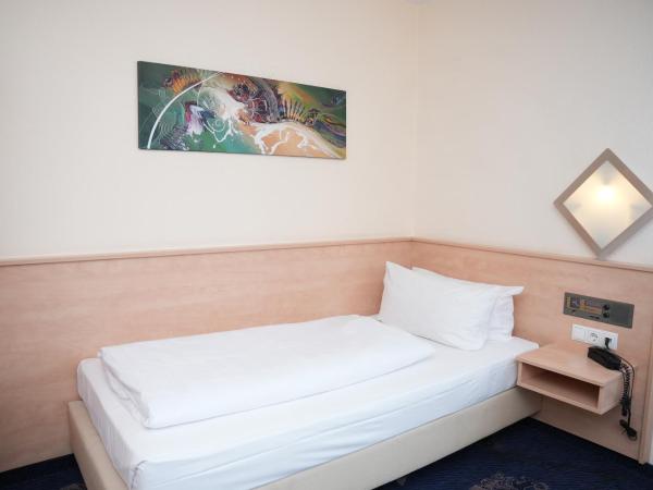 Weber Hotel Mannheim : photo 6 de la chambre chambre simple