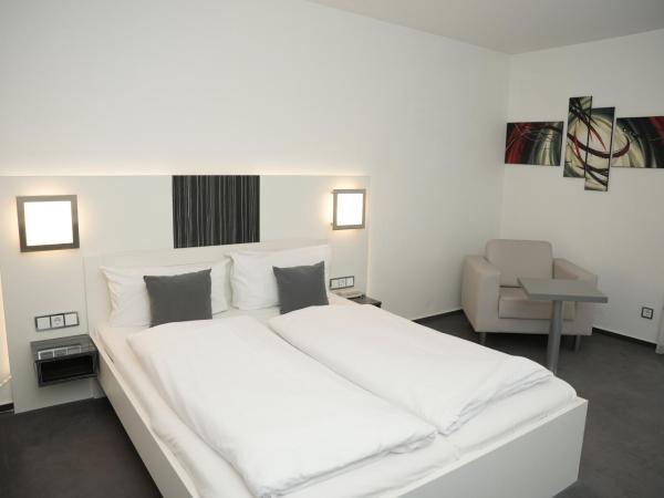 Weber Hotel Mannheim : photo 8 de la chambre chambre double