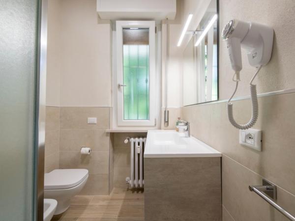 B&B Al Parco : photo 7 de la chambre chambre double - vue sur jardin