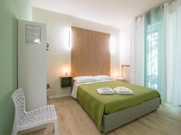 B&B Al Parco : photo 1 de la chambre chambre double - vue sur jardin
