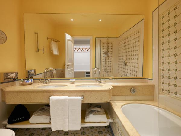 Grand Hotel Capodimonte : photo 6 de la chambre chambre double ou lits jumeaux premier - vue sur mer