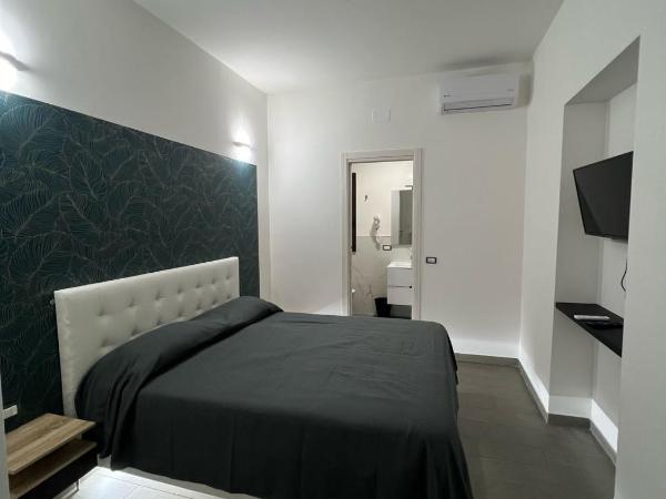 Villa Delle Rose : photo 6 de la chambre chambre double avec salle de bains privative