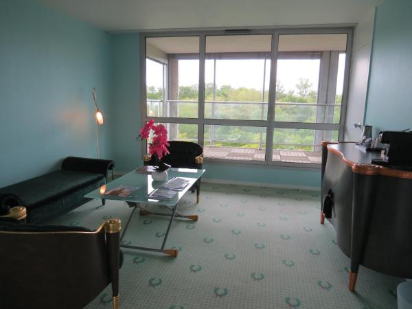 Hôtel Restaurant d'Occitanie : photo 3 de la chambre suite