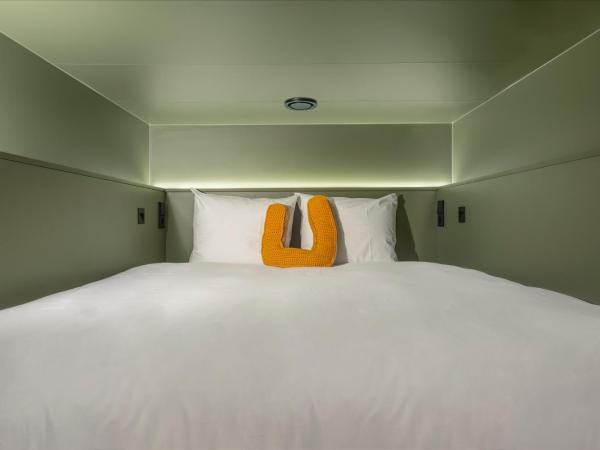 The Usual Rotterdam : photo 5 de la chambre the double pod (6m2) with shared bathroom