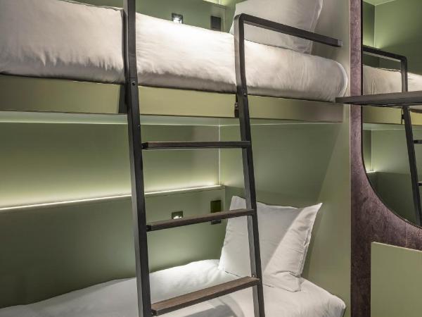 The Usual Rotterdam : photo 8 de la chambre the twin pod (4m2) with shared bathroom