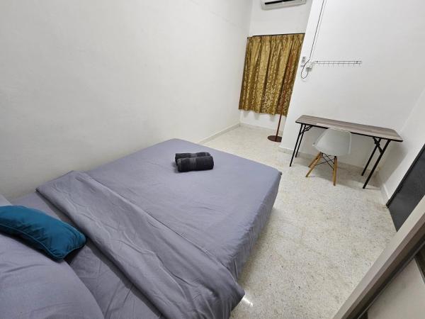 Sunny Day Hostel : photo 5 de la chambre chambre double avec toilettes communes