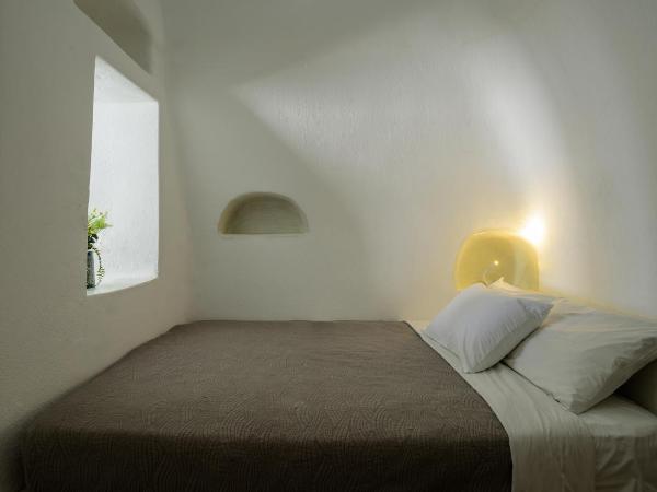 Strogili : photo 9 de la chambre appartement traditionnel supérieur – vue sur caldeira (2-3 adultes) – annexe