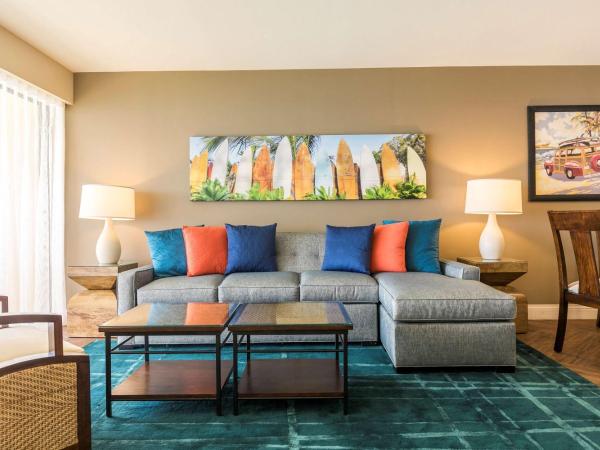 Aston Waikiki Beach Tower : photo 7 de la chambre suite