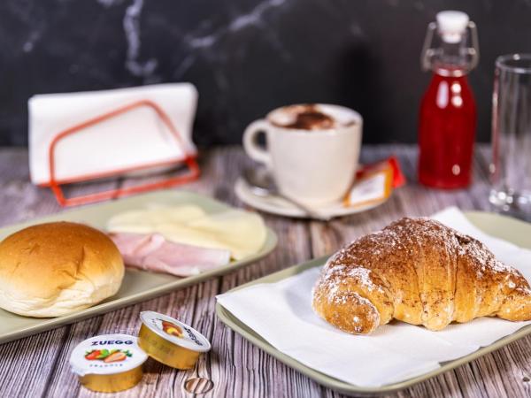 La Venere : photo 9 de la chambre chambre double - vue sur mer