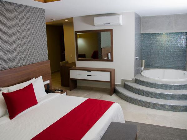 Hotel 5 de Mayo : photo 4 de la chambre suite deluxe avec baignoire spa