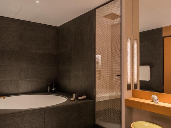 Regent Hong Kong : photo 5 de la chambre one-bedroom suite with harbour view and spa bath - club access