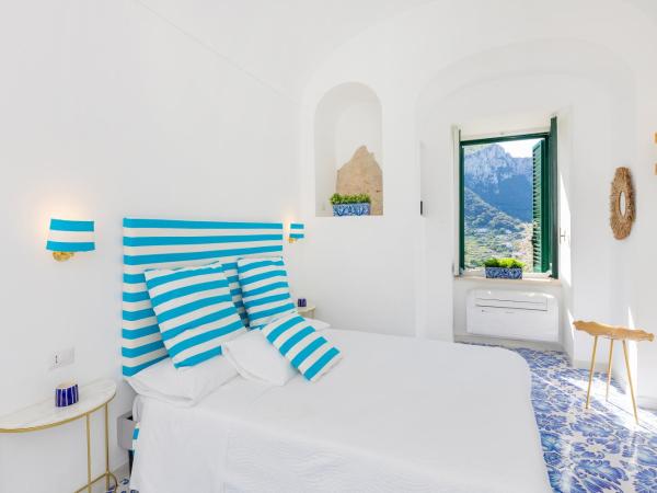 La Gloriette : photo 2 de la chambre chambre double deluxe - vue sur mer