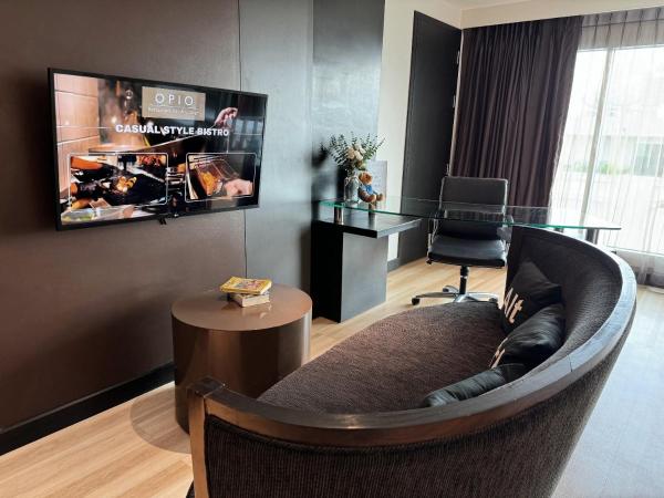 Golden Tulip Mandison Suites : photo 2 de la chambre suite familiale avec lit superposé