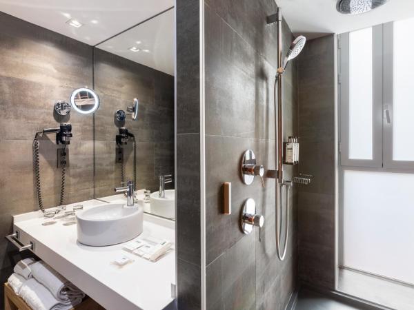 Catalonia Giralda : photo 6 de la chambre chambre familiale