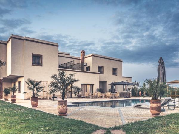 SUITE TOUBKAL DE DAR LAZREK guest-house & more : photo 5 de la chambre suite deluxe