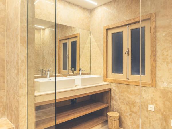 SUITE VILLAGE DE DAR LAZREK GUEST HOUSE & MORE : photo 1 de la chambre chambre double