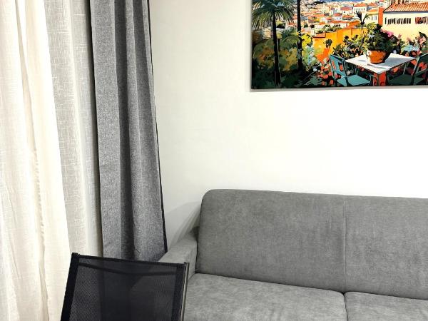 EllePì Rooms : photo 7 de la chambre chambre triple - vue sur ville