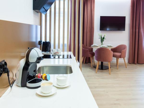 SQUARE APARTMENTS GDYNIA : photo 2 de la chambre chambre familiale