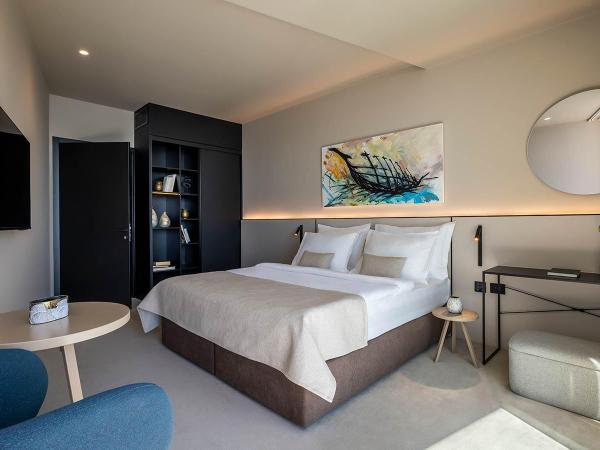 Aminess Younique Narrivi Hotel : photo 8 de la chambre younique suite with sea view balcony