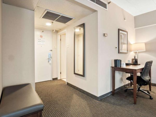 Best Western Plus Cairn Croft Hotel : photo 6 de la chambre grande chambre lit king-size avec balcon - tower - non-fumeurs