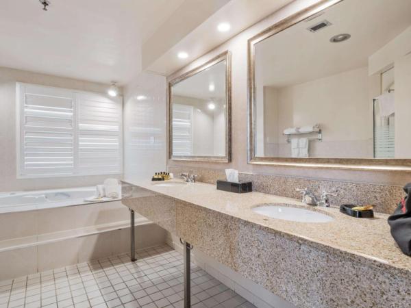 Best Western Plus Cairn Croft Hotel : photo 5 de la chambre chambre lit king-size avec baignoire spa - tour - non-fumeurs